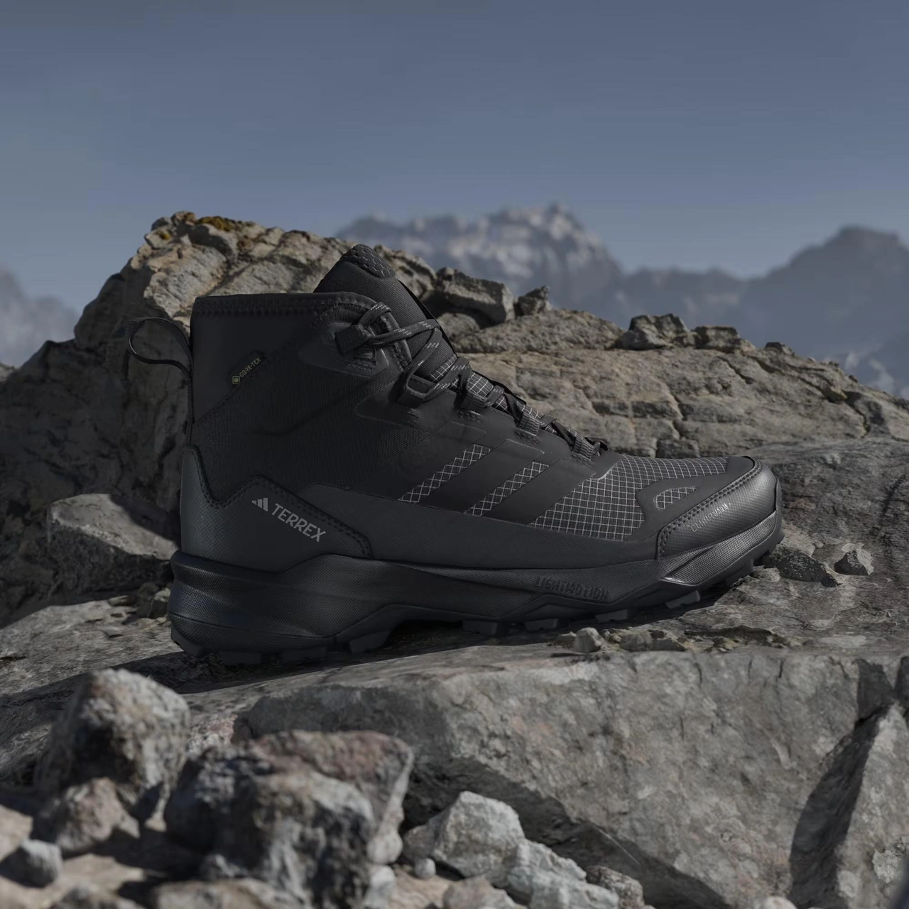 Adidas Terrex Skychaser Ax5 Mid Gore-tex Clımawarm Erkek Bot C-adıjq2205e10a00 Siyah