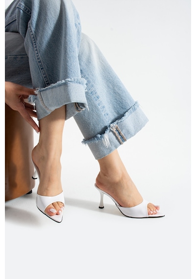 Apelles Shoes Kadın Rugan İnce Topuklu Sivri Burun Terlik Beyaz