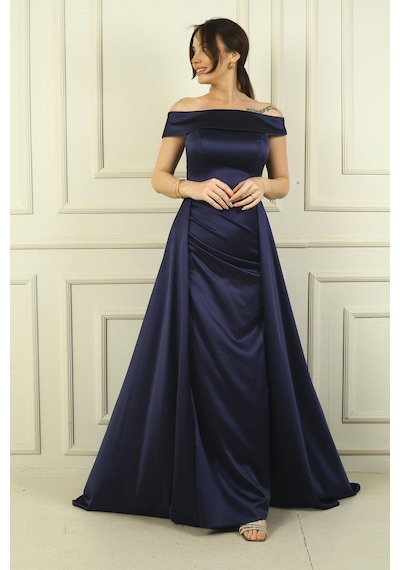 By Saygı Kadın Madonna Yaka Önü Büzgülü Astarlı Pelerinli Saten Uzun Elbise-40147 Lacivert By Saygı Kadın Madonna Yaka Önü Büzgülü Astarlı Pelerinli Saten Uzun Elbise-40147 Lacivert