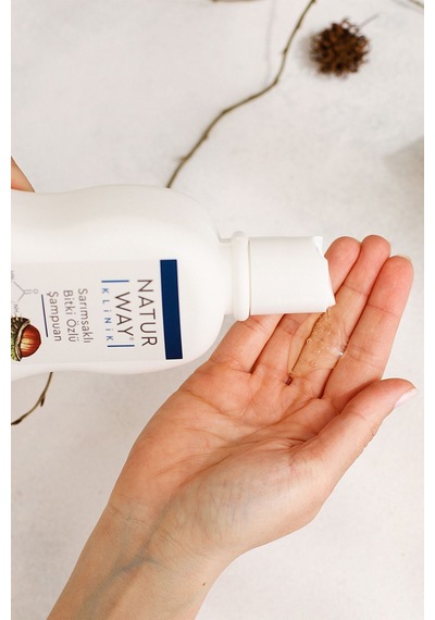 Naturway Klinik Kepek Dökülme Karşıtı Sarımsaklı Şampuan