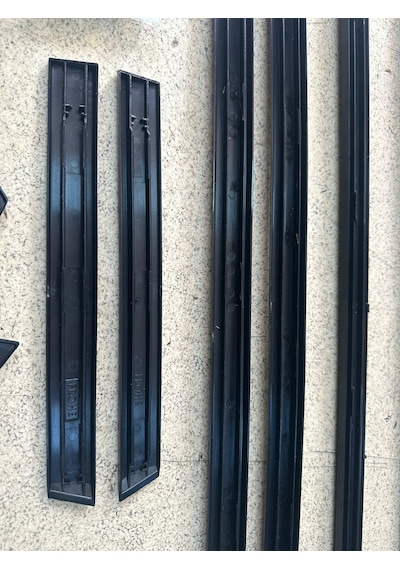 BMW E34 Kapı Çıtası
