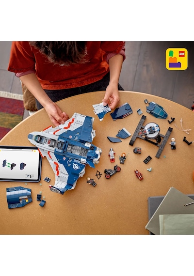 LEGO® ǀ Marvel Avengers: Ultron Çağı Quinjet, 76325 - 12 Yaş ve Üzeri için Yaratıcı Oyuncak Yapım Seti (1131 Parça)