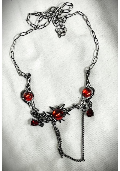 Dükkan Design Andromeda Taşlı Gotik Kolye Siyah