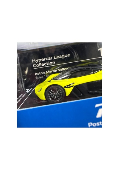 Hyper Car Aston Martin Valkrie Lime - League Collection 1/64 Model Araba