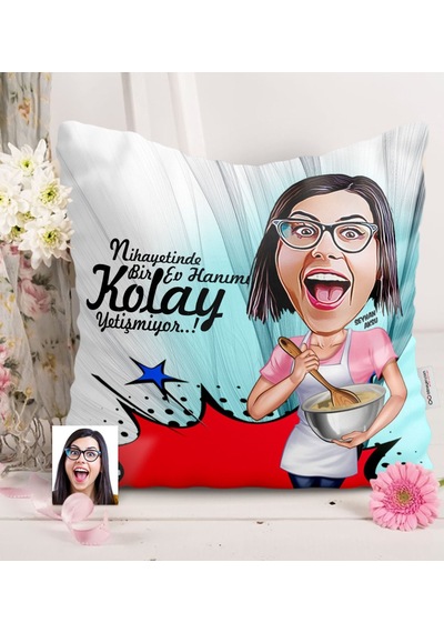 Kişiye Özel Ev Hanımı Karikatürlü Saten Yastık - 3