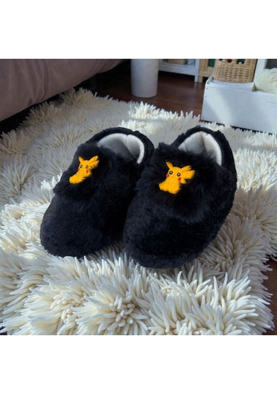 Huzurlu Adımlar Siyah Pikachu Panduf