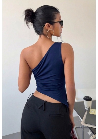Kadın Siyah Tek Omuz Bluz Asimetrik Kesim Likralı Crop Şık Ve Modern Tasarım Lacivert