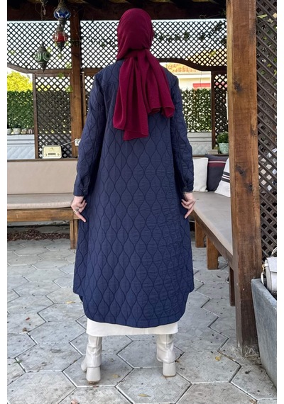 Rabia Şamlı Elmas Kapitone Kap Lacivert Çok Renkli