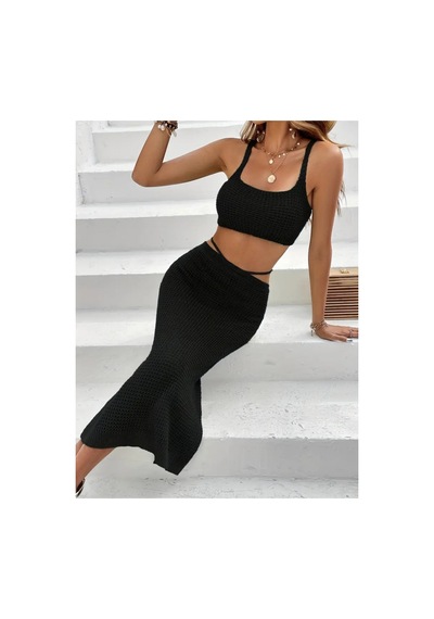 Butik İstanbul Kadın Askılı Crop Bel Detaylı Derin Yırtmaçlı Etek Triko Ikili Takım Siyah Butik İstanbul Kadın Askılı Crop Bel Detaylı Derin Yırtmaçlı Etek Triko Ikili Takım Siyah