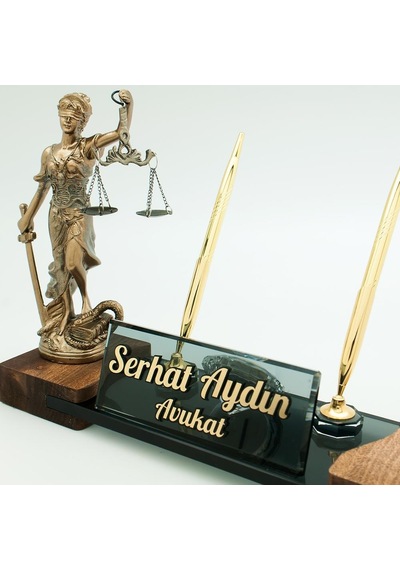 Avukatlara Özel İsimlik Adalet Themis Heykeli Masif Masa İsimliği