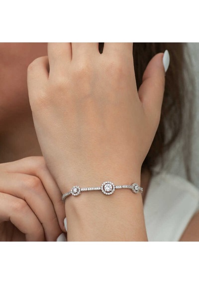Casera's Gümüş Üç Taşlı Su Yolu Kadın Bileklik Csr2182982 Gümüş