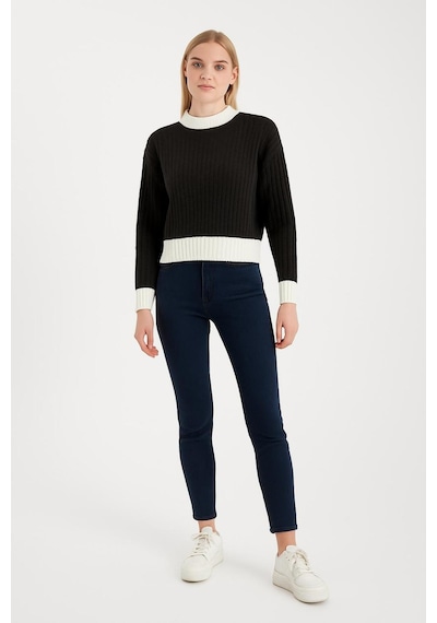 Hira Life Fashion Kadın Bisiklet Yaka Fitili Ve Şerit Detaylı Crop Triko Kısa Kazak Siyah Siyah Hira Life Fashion Kadın Bisiklet Yaka Fitili Ve Şerit Detaylı Crop Triko Kısa Kazak Siyah Siyah