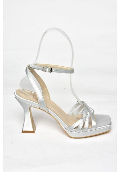 Fox Shoes S569315704 Gümüş Saten Kumaş Kalın Topuklu Ayakkabı Gümüş