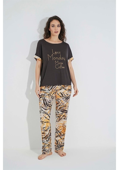 Monamise Kadın Desenli Kısa Kollu "less Mondey More Coffee" Pijama Takımı 23105 Mor Monamise Kadın Desenli Kısa Kollu "less Mondey More Coffee" Pijama Takımı 23105 Mor