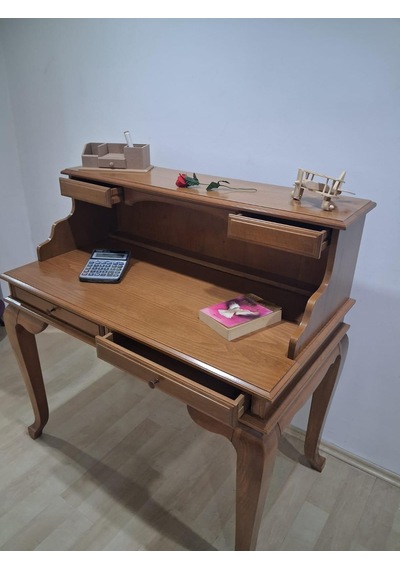 Çalışma Masa İlhm 90633 Model Klasik Takım Lüks Klasik Ahşap Ceviz Renk El Yapım Kahverengi Çalışma Masa İlhm 90633 Model Klasik Takım Lüks Klasik Ahşap Ceviz Renk El Yapım Kahverengi