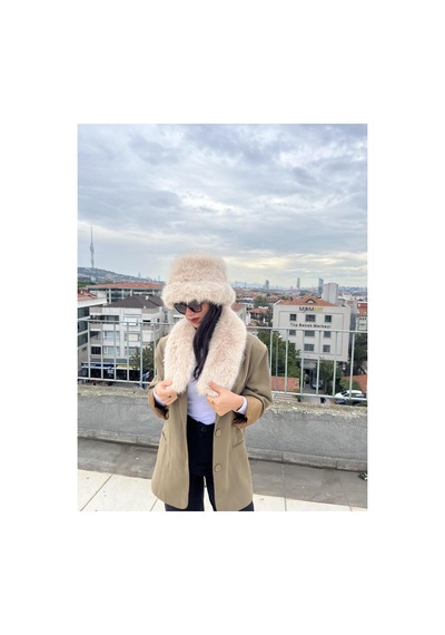Mollycrush Kadın Suni Kürk Şapka Ve Atkı Seti Yumuşak Dokulu, Soğuk Havalar İçin Lüks & Şık Görünüm Bej