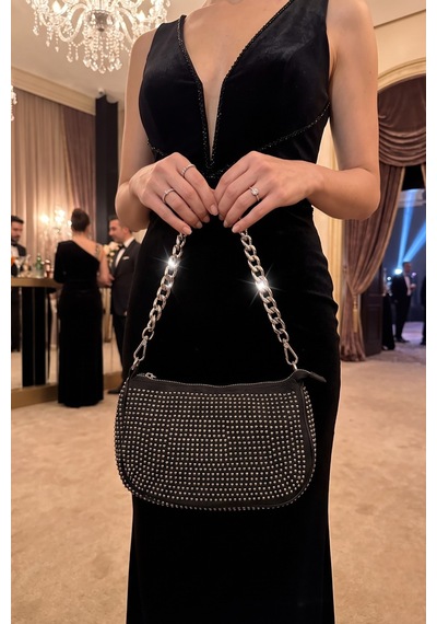 Vellabags Zarif Taş İşlemeli Siyah Kadın Çantası Premium Model Siyah A41