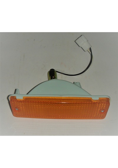 Toyota Uyumlu Hılux Ln56 Ln65 Tampon Sinyal Lambası L Sol   Tayvan