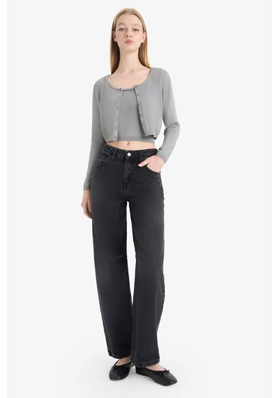 DeFacto Coool Slim Fit Dar Kesim Bisiklet Yaka Triko Kazak E7513AX25SPGR394 Gri