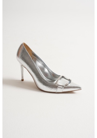 Corine Kadın Gümüş Metal Aksesuarlı Sivri Burun Yüksek İnce Topuklu Ayakkabı Stiletto 9 Cm Gümüş Corine Kadın Gümüş Metal Aksesuarlı Sivri Burun Yüksek İnce Topuklu Ayakkabı Stiletto 9 Cm Gümüş
