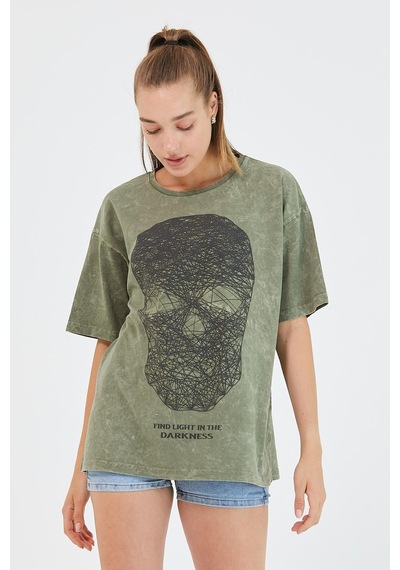 Kadın Parça Boya Baskılı Oversize Basic T-shirt Haki
