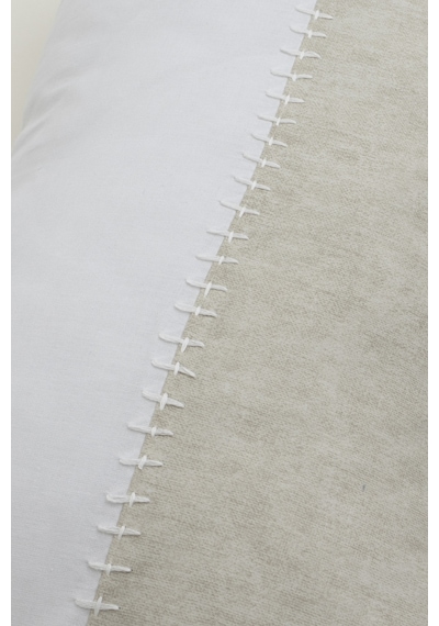 Pure Beyaz Krem Dekoratif Boncuk Elyaf İç Dolgulu Kırlent 30x50 4840 Beyaz