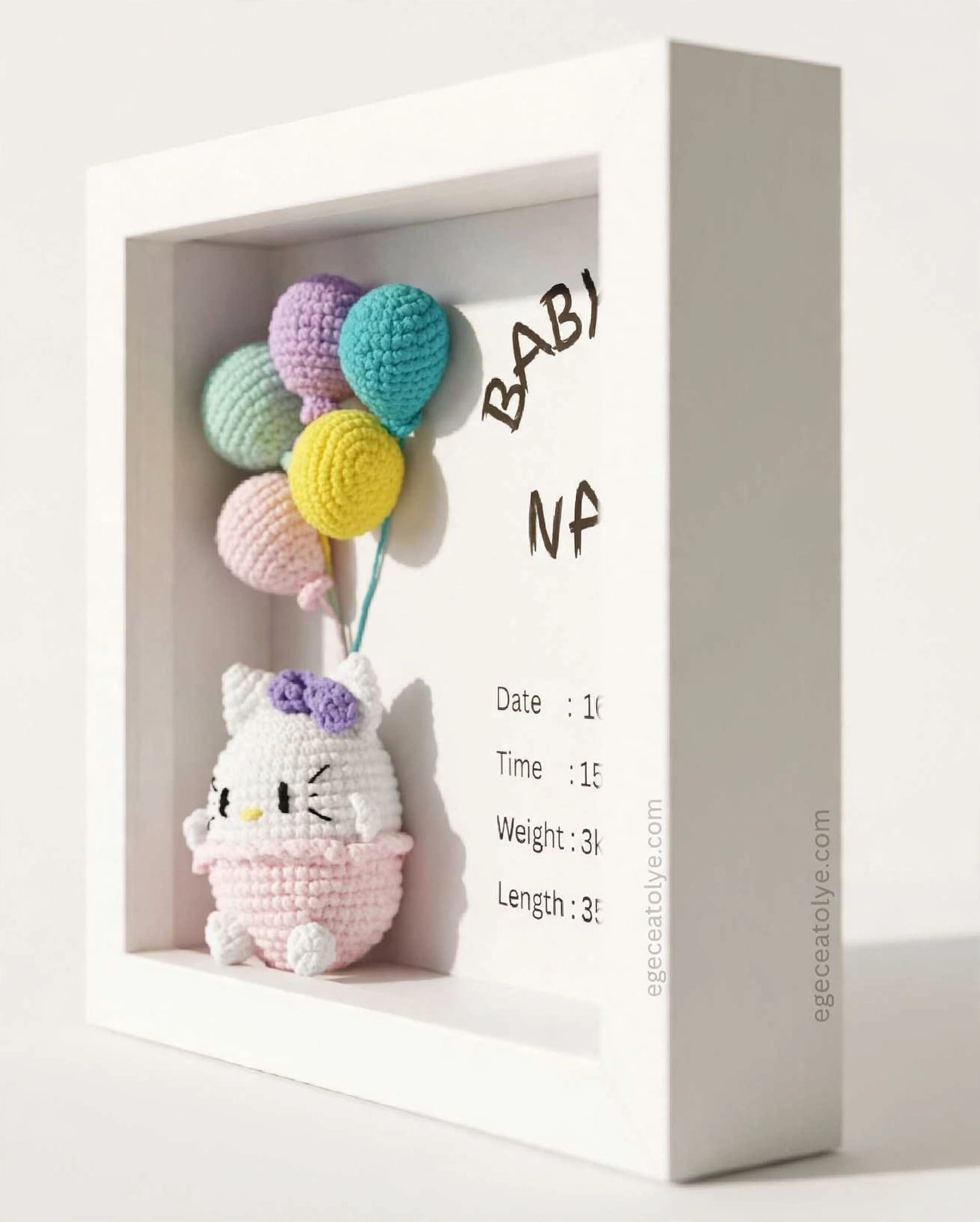 Kişiye Özel 3d Amigurumi Bebek Hatıra Çerçevesi - Hello Kitty Beyaz Beyaz Ahşap
