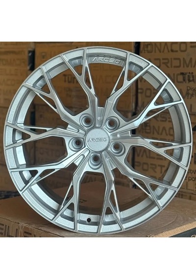 5 112 18 8.0 Et35 Ch73.1 Arceo Roma Silver Diamond Jant 824940000