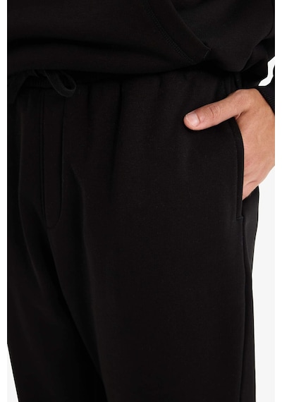 Defacto - Regular Fit Beli Bağcıklı Cepli Paçası Lastikli Şardonlu Basic Düz Jogger Eşofman Altı E6326AX25AU Siyah