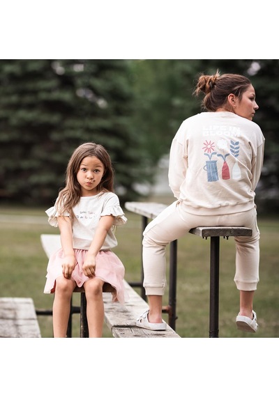 Antebies Organik Pembe Çiçek Baskılı Beli Lastikli Bağcıklı Uzun Kollu Kız Çocuk Sweatshirt Eşofman Takımı Bej Antebies Organik Pembe Çiçek Baskılı Beli Lastikli Bağcıklı Uzun Kollu Kız Çocuk Sweatshirt Eşofman Takımı Bej