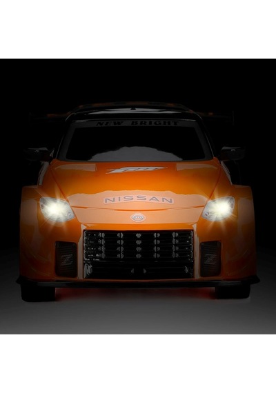 New Bright 1:16 Rc Forza Motorsport 2.4 Ghz. Işıklı Usb Şarj Nissan Z Çok Renkli