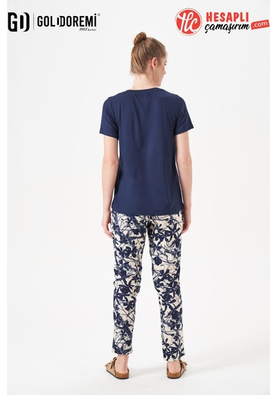 Gd Goldoremi 29160 Premium Kadın V Yaka Yazlık Rahat Kesim Kısa Kollu Pijama Takım Lacivert Gd Goldoremi 29160 Premium Kadın V Yaka Yazlık Rahat Kesim Kısa Kollu Pijama Takım Lacivert