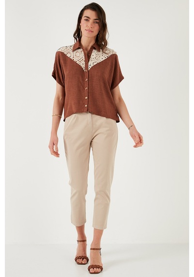 Lela Dantelli Relaxed Fit Kısa Kollu Bayan Gömlek 5865764 Kahve Lela Dantelli Relaxed Fit Kısa Kollu Bayan Gömlek 5865764 Kahve