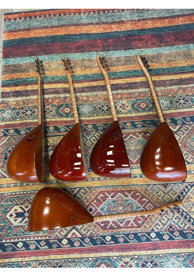 Jack Girişli Kompozit Tekne Orta Kalite Kısa Sap Bağlama