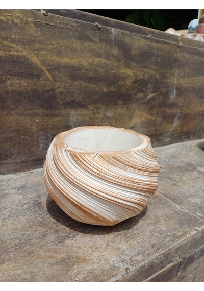 Padişah Kavuğu Şekilli Taş Saksı 12cm Çap 12cm Yükseklik