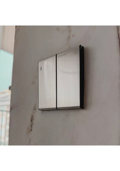 MERALLI INOX 2'li vavien anahtar, hakiki fırçalanmış paslanmaz çelik, çerçevesiz 86×86 Modüler  kasa dahil