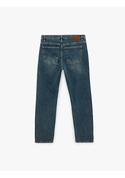 Koton Pamuklu Cepli Normal Bel Vintage Straight Fit Jean Pantolon Koyu İndigo 7wam40256nd Koton Pamuklu Cepli Normal Bel Vintage Straight Fit Jean Pantolon Koyu İndigo 7wam40256nd