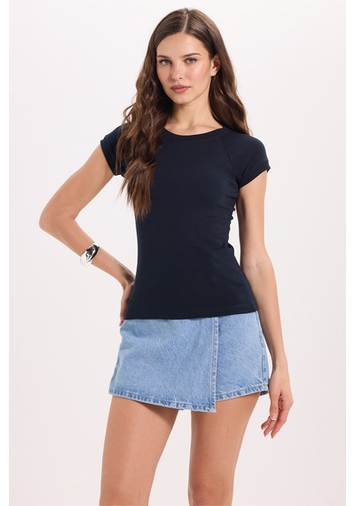 Tudors Kadın Slim Fit Dar Kesim Bisiklet Yaka Reglan Kol %100 Pamuk Lacivert Tişört Bluz-51069