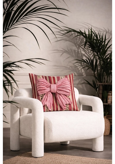 3d Pembe Triko Fiyonk Detaylı Çizgili Dekoratif Kırlent Kılıfı 45x45 Cm