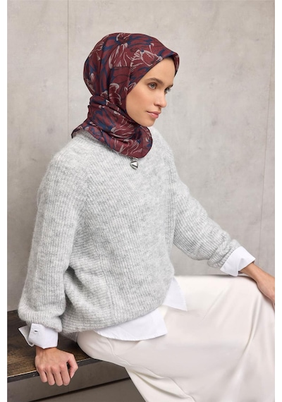 Silk Home Pamuk Polyester Eşarp Kiremit-bordo Taş Lacivert Siyah Botanik Desenli Soft Dokulu Tok Duruşlu 90x90 Çok Renkli Silk Home Pamuk Polyester Eşarp Kiremit-bordo Taş Lacivert Siyah Botanik Desenli Soft Dokulu Tok Duruşlu 90x90 Çok Renkli