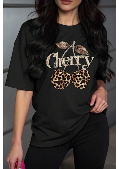 Gold Cherry Kadın Oversize Ön Baskılı Bisiklet Yaka Pamuklu T-shirt Rahat Kesim SIYAH