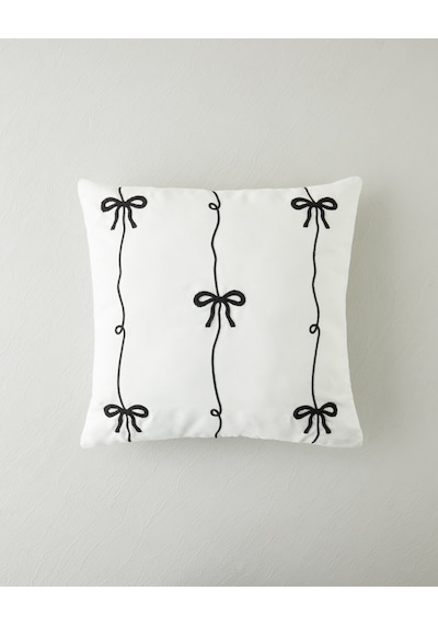 English Home Ribbon Dolgulu Kırlent 45x45 Cm Siyah - Beyaz Siyah - Beyaz