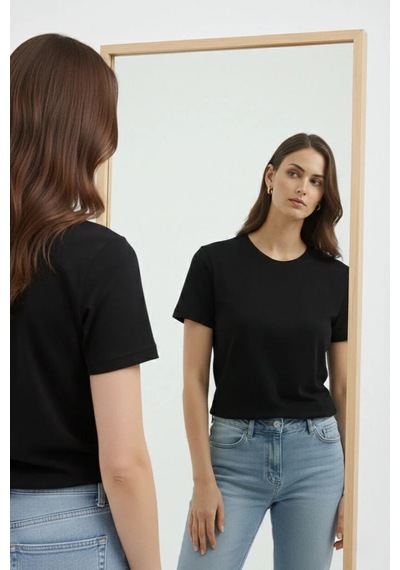 Kadın Bisiklet Yaka Yazlık Kısa Kol Düz Tişört Regular Kalıp T-shirt - Siyah