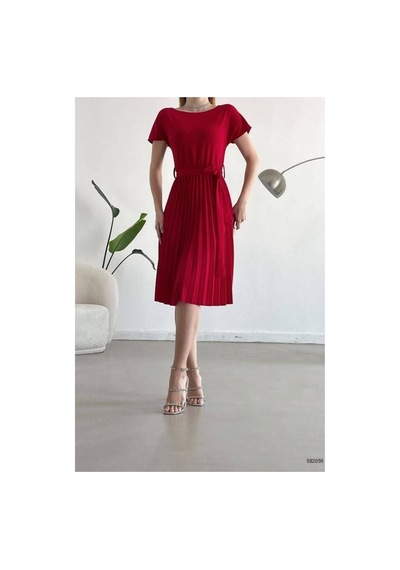 DefyModa Kadın Şık Detay Krep Kumaş Bisiklet Yaka Kuşaklı Kısa Kollu Elbise Kırmızı
