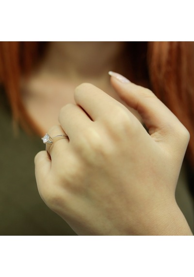 Lova G Renk 0,42 Karat Pırlanta Tektaş Yüzük - HRD Sertifikalı - 1030061