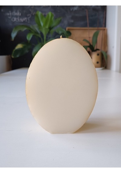 Zambak Kabartmalı Oval Mum 16x12x7 Cm Cm 734 Gr Beyaz