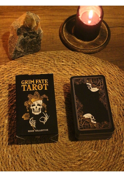 Grim Fate Tarot Destesi 78 Kart - Arındırma Kesesi - Demet Tütsü