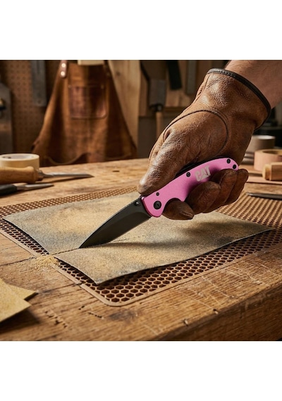 Cat Da980060 Kemer Askı Kancalı Katlanabilir 15cm Paslanmaz Çelik Pembe Kamp Çakısı