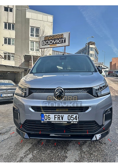 Yeni Berlingo Ön Lip - Plastik - Parlak Siyah
