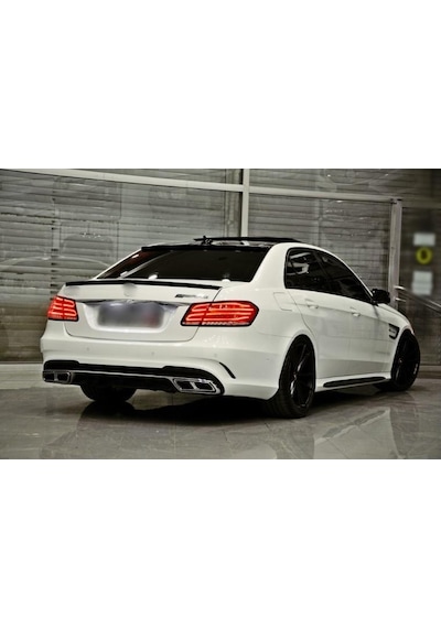 Mercedes W 212 E Class Cam Üstü Piano Black Spoiler